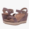 sydney wedge in taupe suede