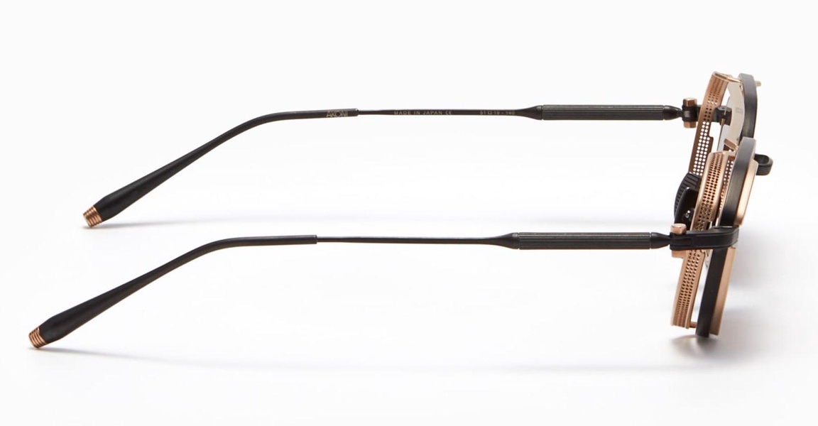 Eris-two - Brushed Black / Matte White Gold Sunglasses