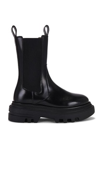 Alex Boot