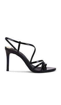 Annie Sandal