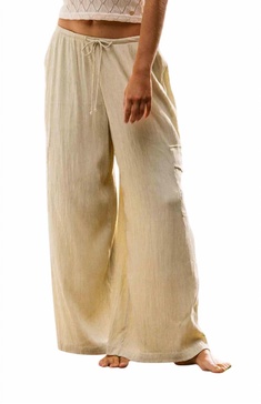 beach babe cargo pants in wasabi