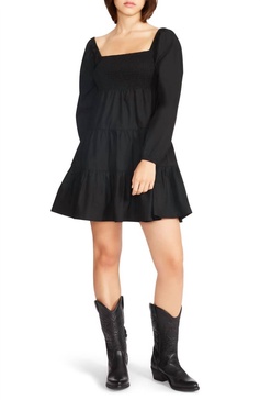 daniella dress with sleeves in black