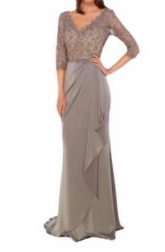 lace long sleeve gown in charcoal