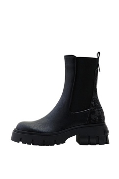 Women's Elasticated truck-sole Chelsea boots