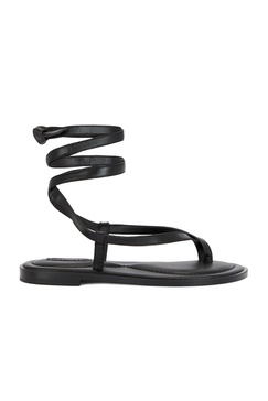 Elliot Sandal