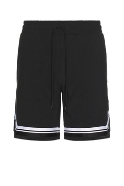 9" Traction Arena Short