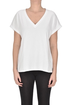 V-neckline t-shirt