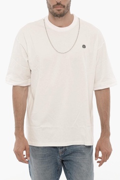 crew-neck t-shirt with removable chain and logoed embroidery