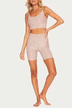 bike short in taupe pink spot