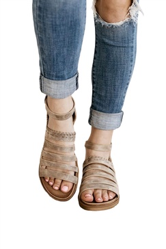women's commodus gladiator sandals in cream