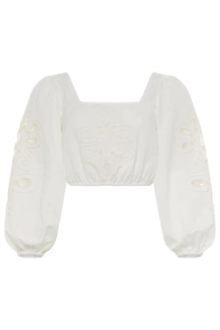 cora top in ivory