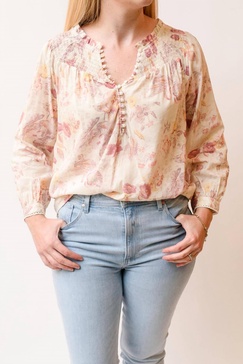 jaylee blouse in white multi floral