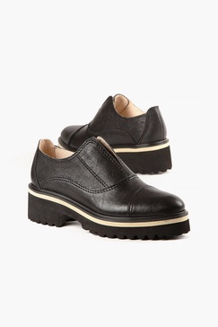 women's cowman lugg loafer in black