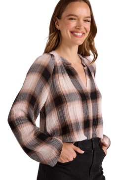 long sleeve shirred raglan shirt in winter taupe plaid