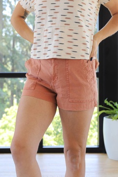 utility tab trouser short in sedona sun