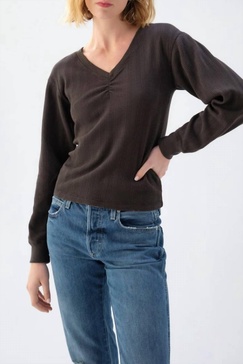 beau waffle knit top in vintage black