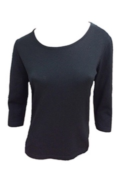 3/4 scoop neck top in black