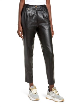 women's faux leather pleated trouser w/ back pockets in black