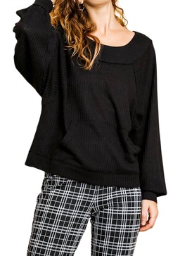 kangaroo pocket waffle knit top in black