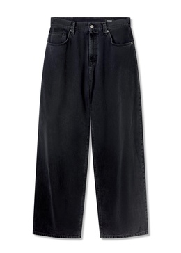 Embroidered Relaxed Jeans