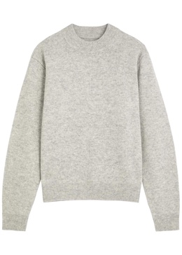 Cashmere-blend jumper