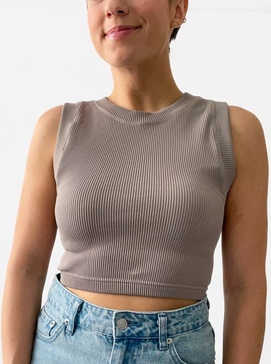 taupe seamless tank in grey