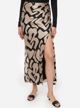 sarai skirt in abstract