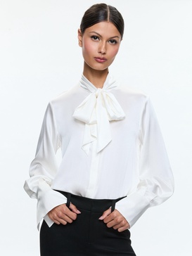 LLOYD BUTTON DOWN