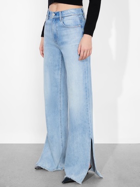 WEEZY SLIT JEAN
