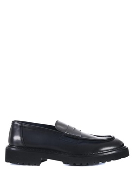 Doucal's Moccasins