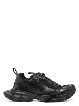 Women's 3xl Sneaker in Black