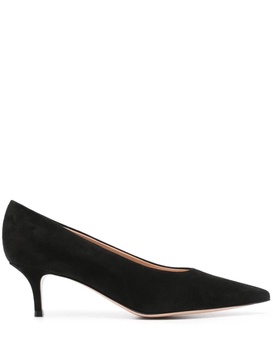 Robbie pumps