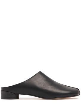 MM6 anatomic split toe slippers