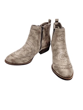 women's lisette bootie in cream