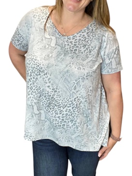 leopard sharkbite tee in grey