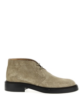 Suede boots