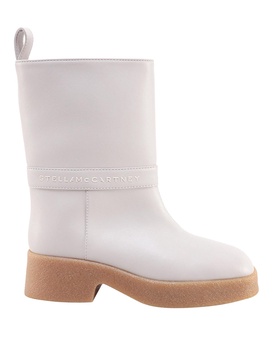 Alter mat boots with embossed logo