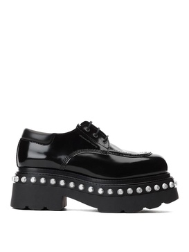 Leather shoes