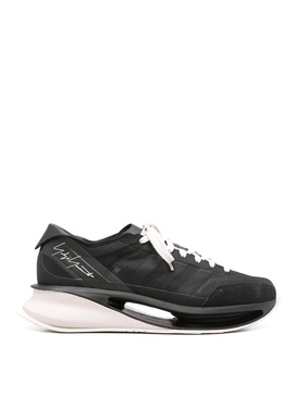 Logo sneakers