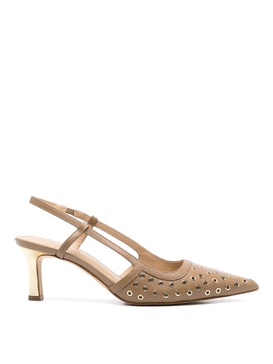 Court shoes