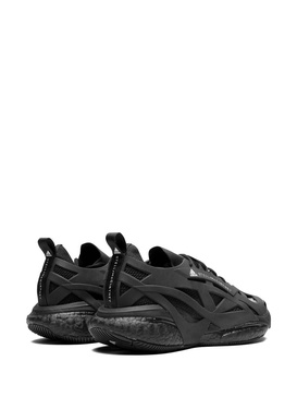 Logo sneakers