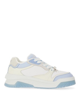 Odyssey Sneaker