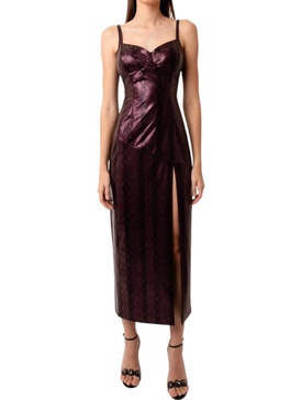 saskia dress in maroon