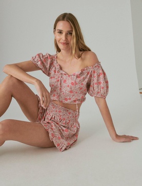 womens cropped matchback top