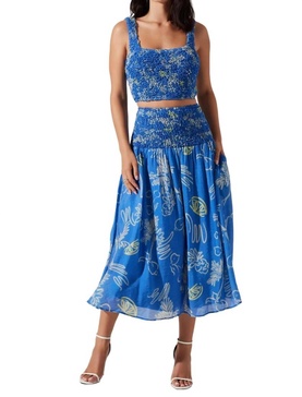 moana top in blue lemon print