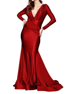 fitted long sleeve lycra gown in burg