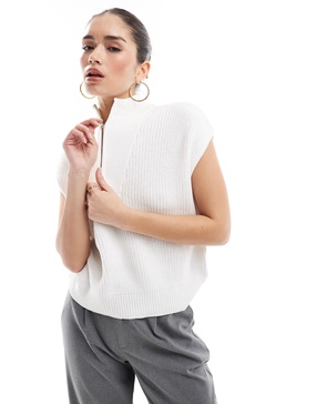 Brave Soul half zip oversized tank in white