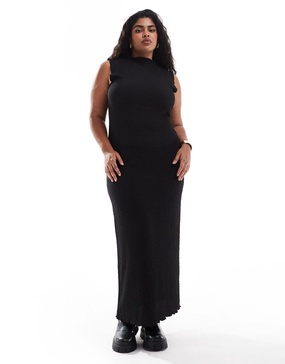 Vero Moda Curve sleeveless textured maxi dress in black