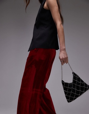 Mango chain cross velvet bag in black