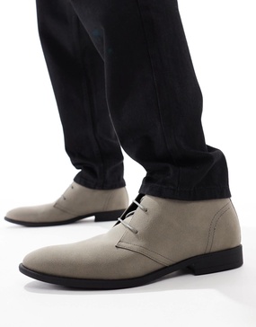 ASOS DESIGN lace-up chukka boots in gray